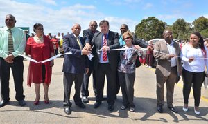 Langverwagte Teerpad geopen